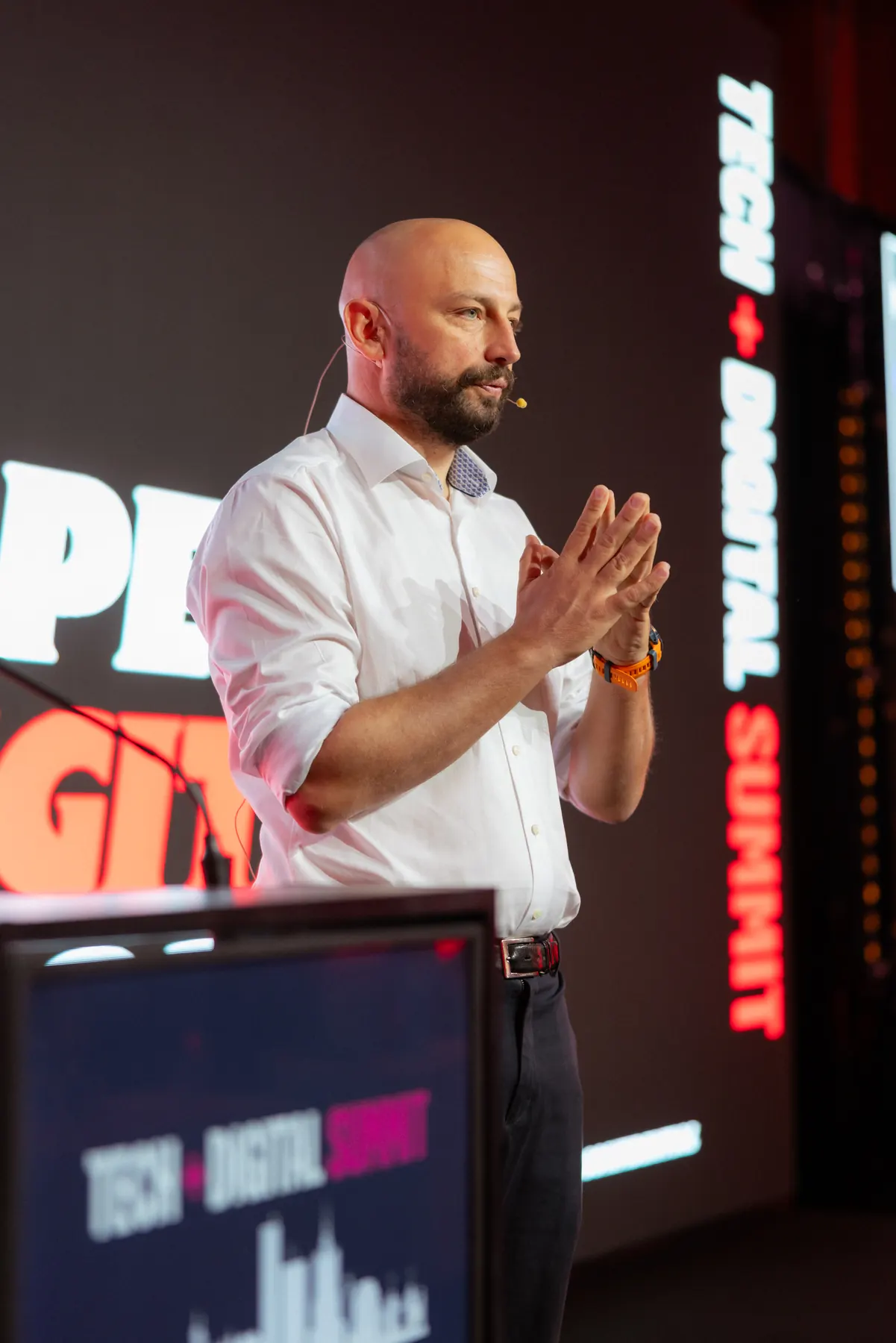 Pawel Luberadzki during a public speaking session